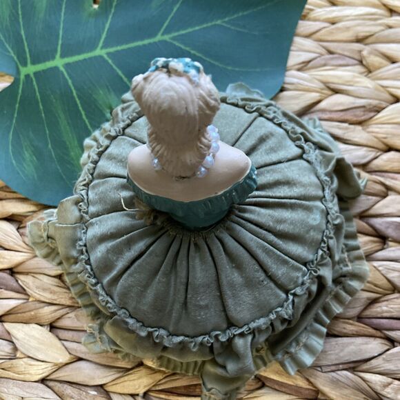 Vintage Chalkware Lady Half Doll Pin Cushion Depression Era Sage Satin Skirt - Picture 11 of 13